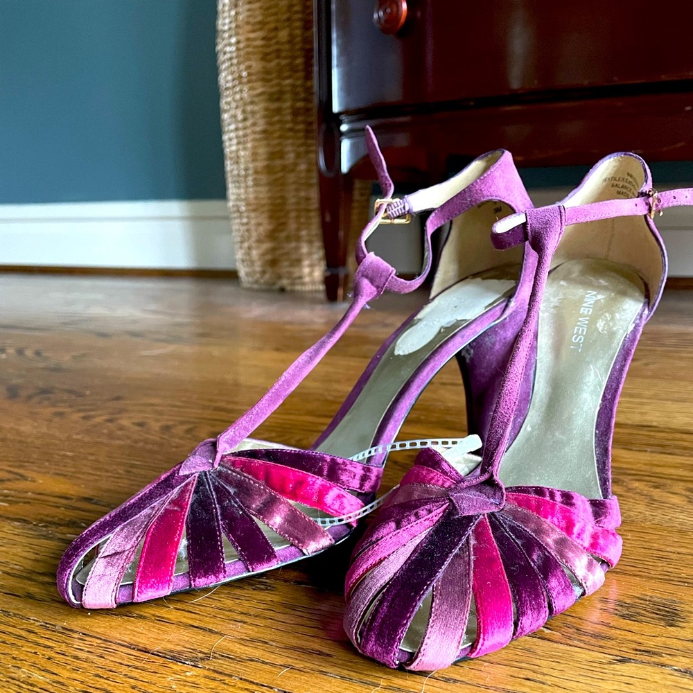 Nine West purple hued heels, size 9
